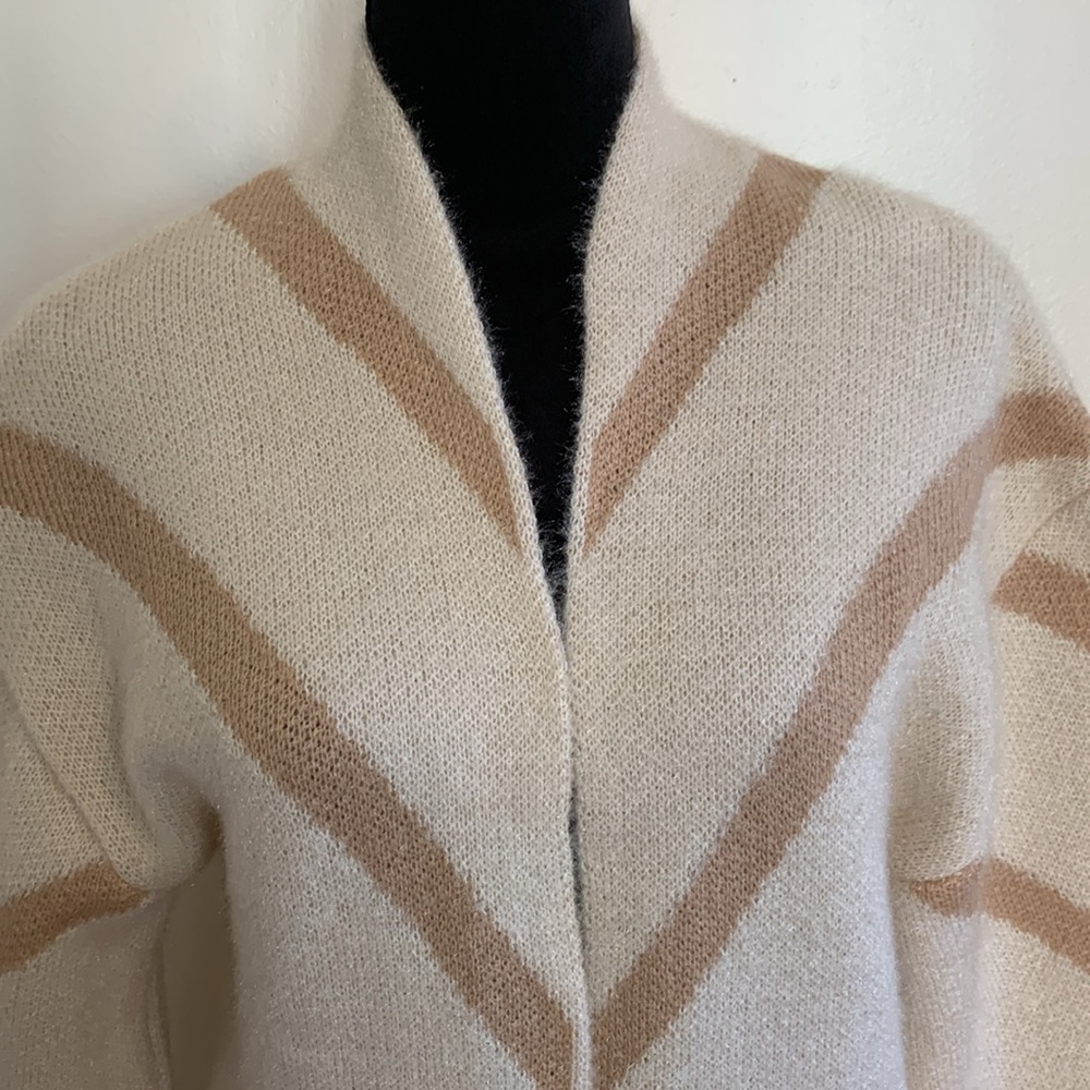NEW Steve Madden Cardigan Sweater - Picture 2 of 9